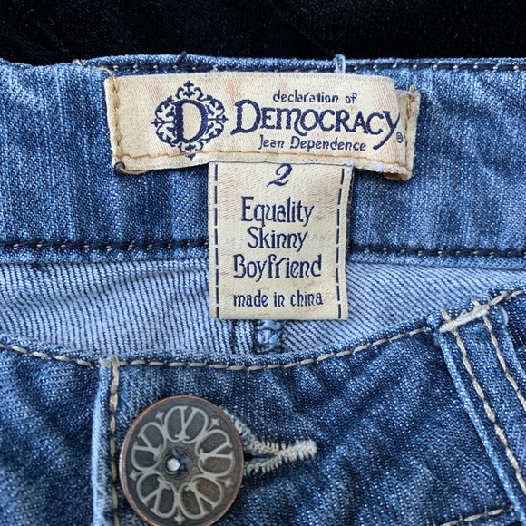 Democracy Declaration Jean Dependence Equality Skinny Boyfriend Distressed Jeans - Picture 1 of 5